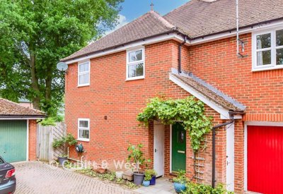 Property on Regents Mews, RH6 7AN