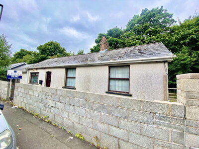 Property on Twyncarn Road, NP11 7DX