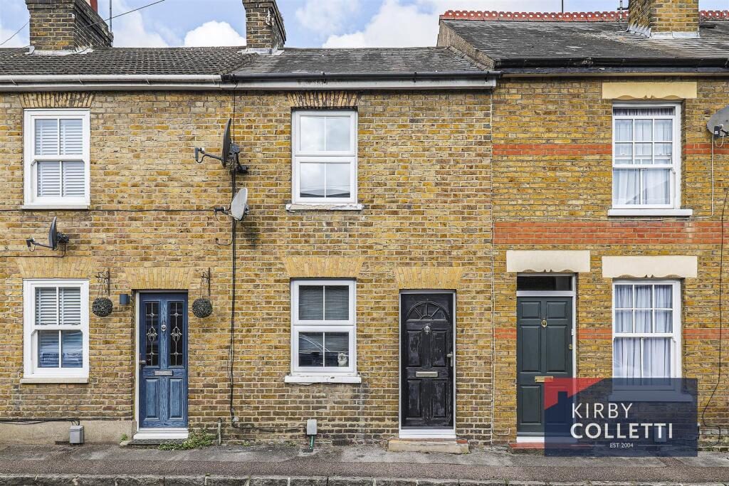 Terraced House