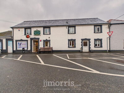 Property on SA37 0JN