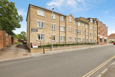 Property on SN15 3YY