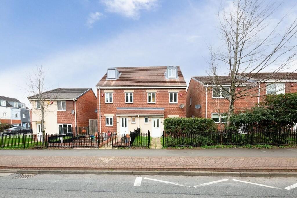 Property main image