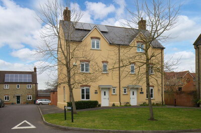 Property on Summer Oaks, SP7 9NW