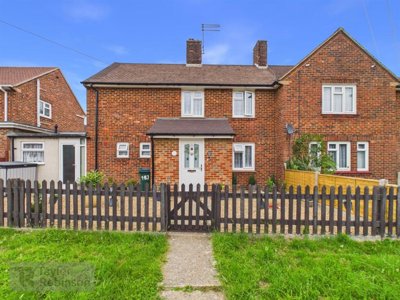 Property on Ifield Road, RH11 7BL
