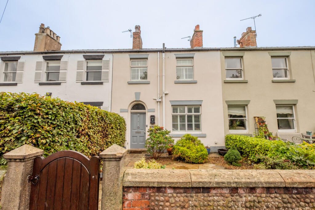 Terraced House