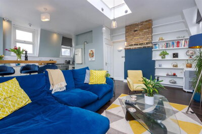 Property on Kingsford Street, NW5 4JT