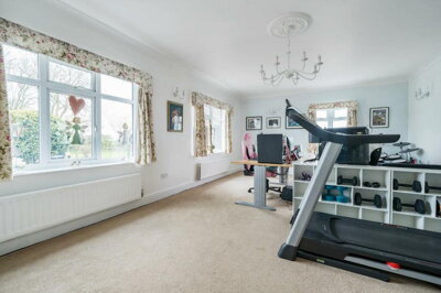 Property on Fleckney Lane, LE8 5WL