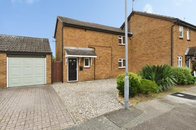 Property on Bounderby Grove, CM1 4XN