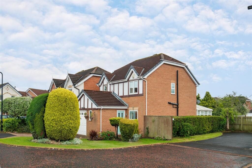 Property main image