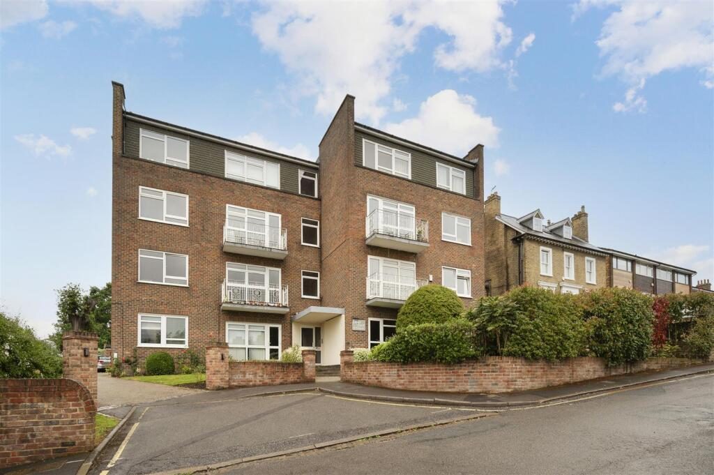 Property main image