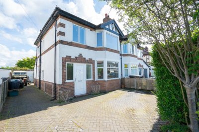 Property on Park Drive South, CH2 3JT