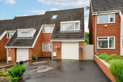 Property on Hilton Close, TF3 1RG
