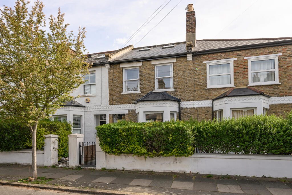 Terraced House