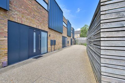 Maisonette