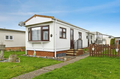 Property on Pooles Lane, SS5 6PB