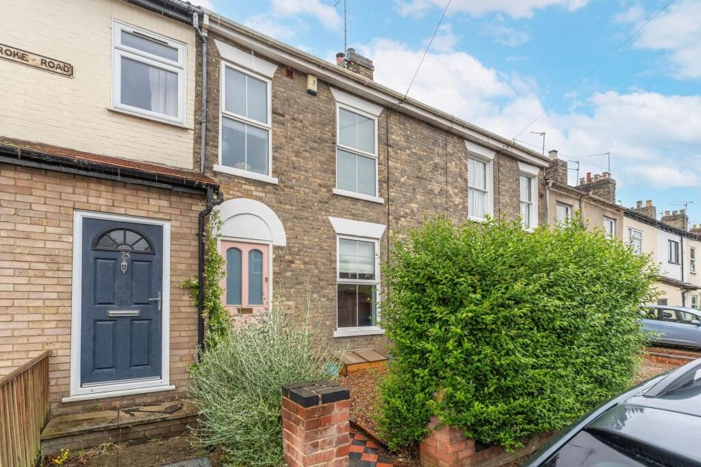 Property main image