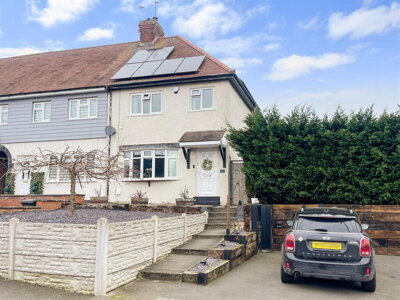 Property on Richmond Road, DY12 2BH