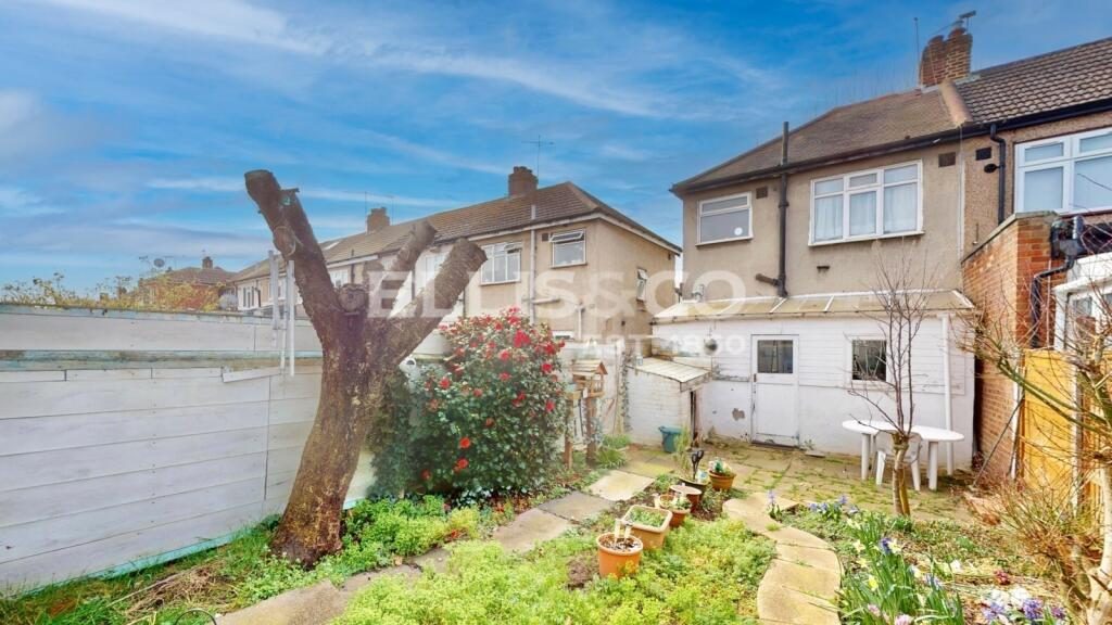 Terraced House
