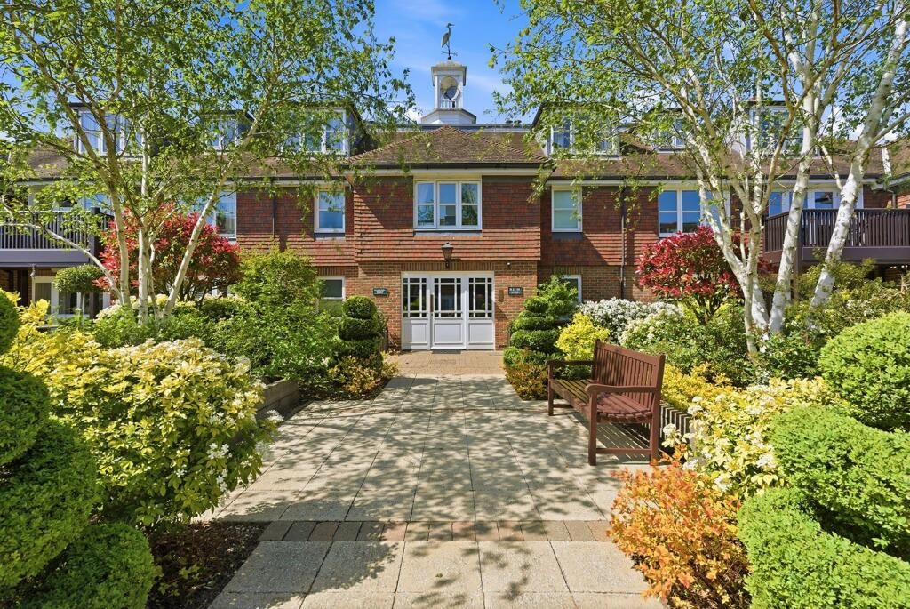 Property main image