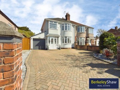 Property on Liverpool Road South, L31 7AJ