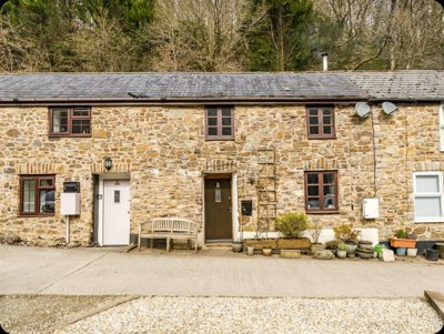 Property on EX16 9EN