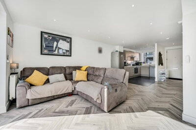 Property on Wentworth Road, CM3 3GP