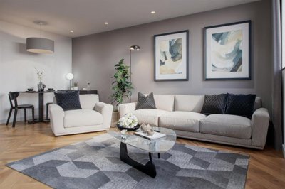 Property on Circle Court, M32 9GJ