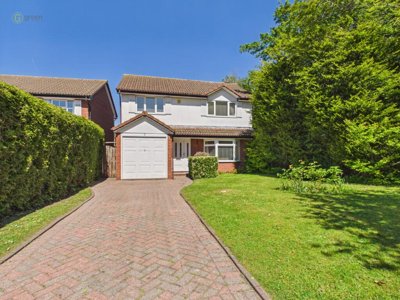 Property on Geoffrey Close, B76 1GB