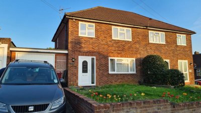 Property on Winton Road, RG2 8HL