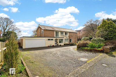 Property on Heol Isaf, CF15 8DX