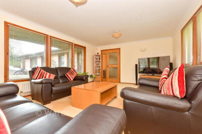 Property on Pay Street, CT18 7DZ