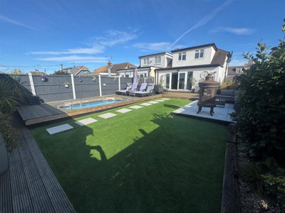 Property on Cordelia Crescent, SS6 9JJ