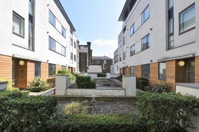 Property on Holloway Road, N7 8JW