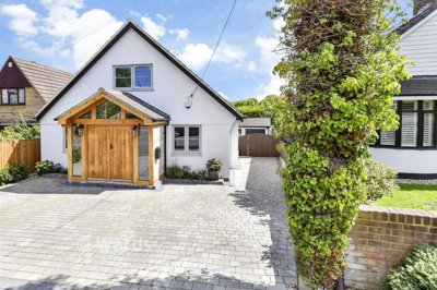 Property on Robin Hood Lane, ME5 9NL