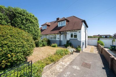 Property on PO16 8HT