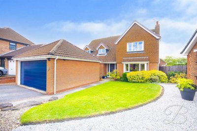 Property on NG18 4TW