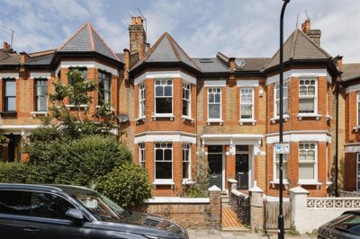 Property on Mildenhall Road, E5 0RT