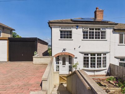 Property on Nab Wood Drive, BD18 4EW
