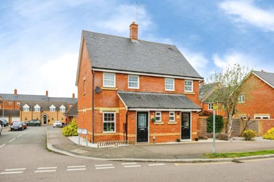 Property on Kent Road, NN5 4XB