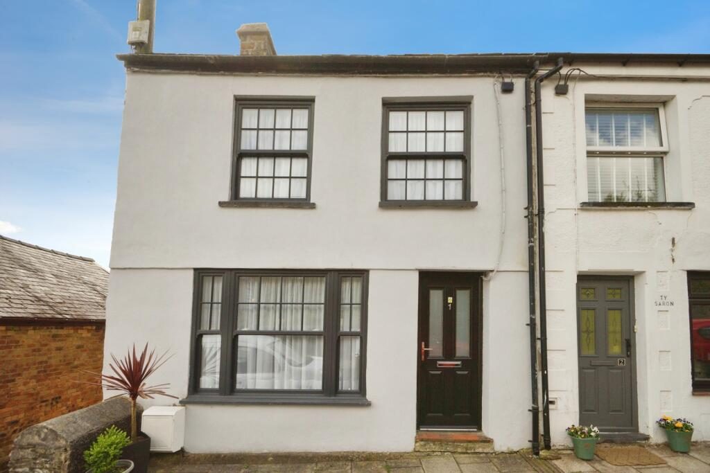 Terraced House
