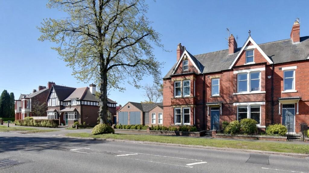 Terraced House