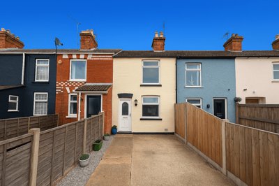 Property on Kirkley Run, NR33 0NJ