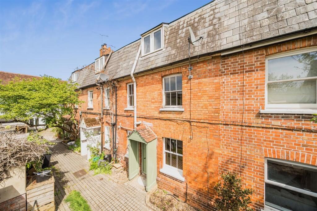 Terraced House