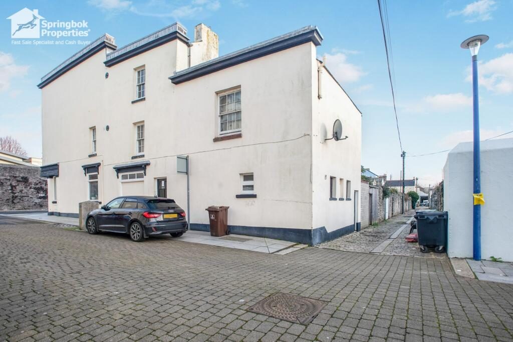 Property main image