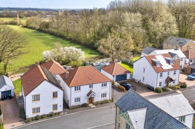 Property on Northfield, DT9 6EZ