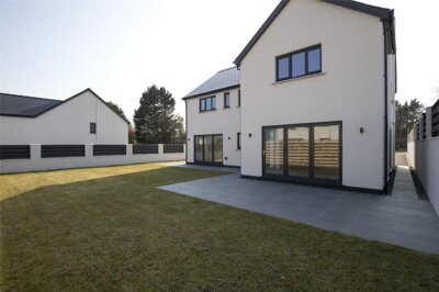 Property on Will Meadows, SA62 4AZ