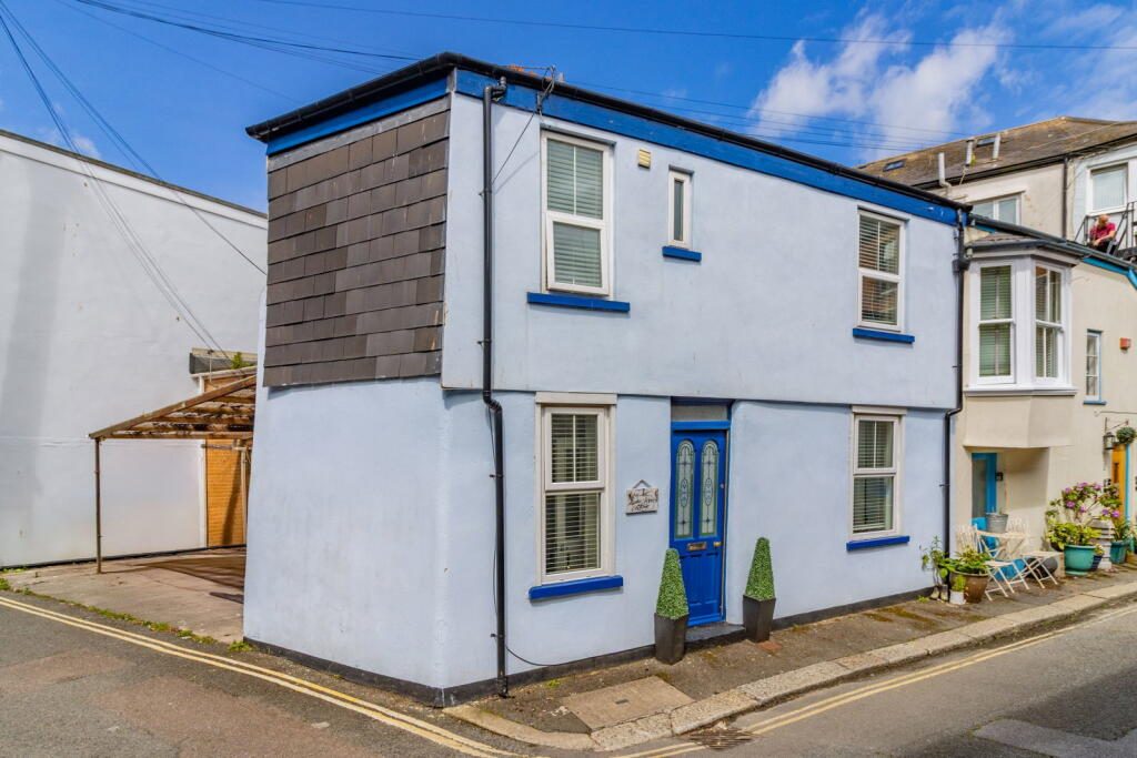 Property main image