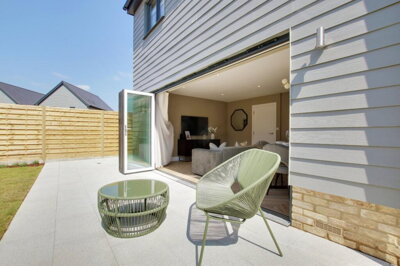 Property on Bulrush Way, EN10 6GS