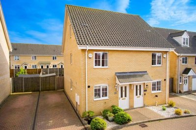 Property on Wellesley Close, NR14 7XH