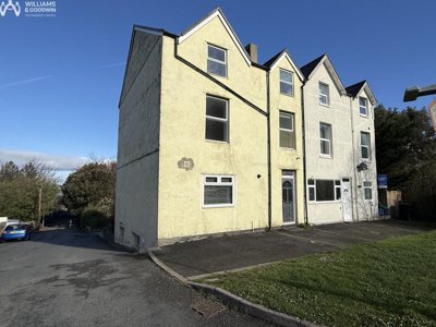 Property on Penmaenmawr Road, LL33 0PL